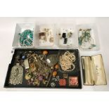 COSTUME JEWELLERY & OTHER ITEMS INCL. SILVER PENCIL