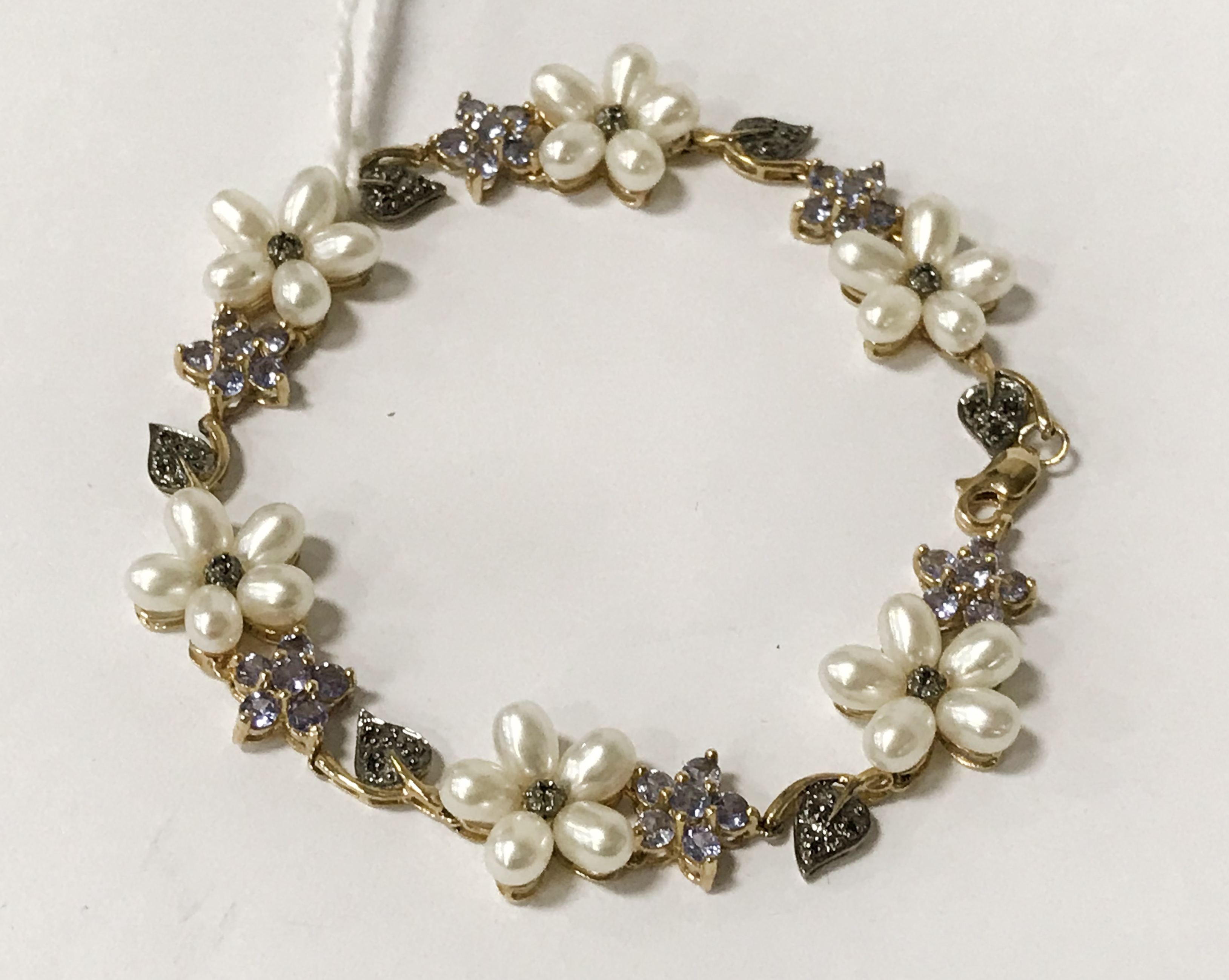 9CT GOLD AMETHYST & PEARL BRACELET