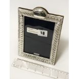 HM SILVER PHOTO FRAME