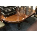 VICTORIAN EXTENDING DINING TABLE