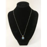 STERLING SILVER OPAL & TOPAZ PENDANT 7 CHAIN