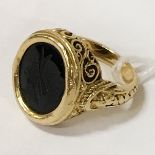 18CT YELLOW GOLD SIGNET RING - APPROX 8 GRAMS