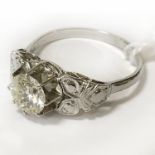 18CT PLATINUM & DIAMOND RING - APPROX 1CT - SIZE M-N