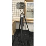 TRIPOD LAMP