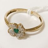 9CT YELLOW GOLD DIAMOND & EMERALD RING - SIZE P