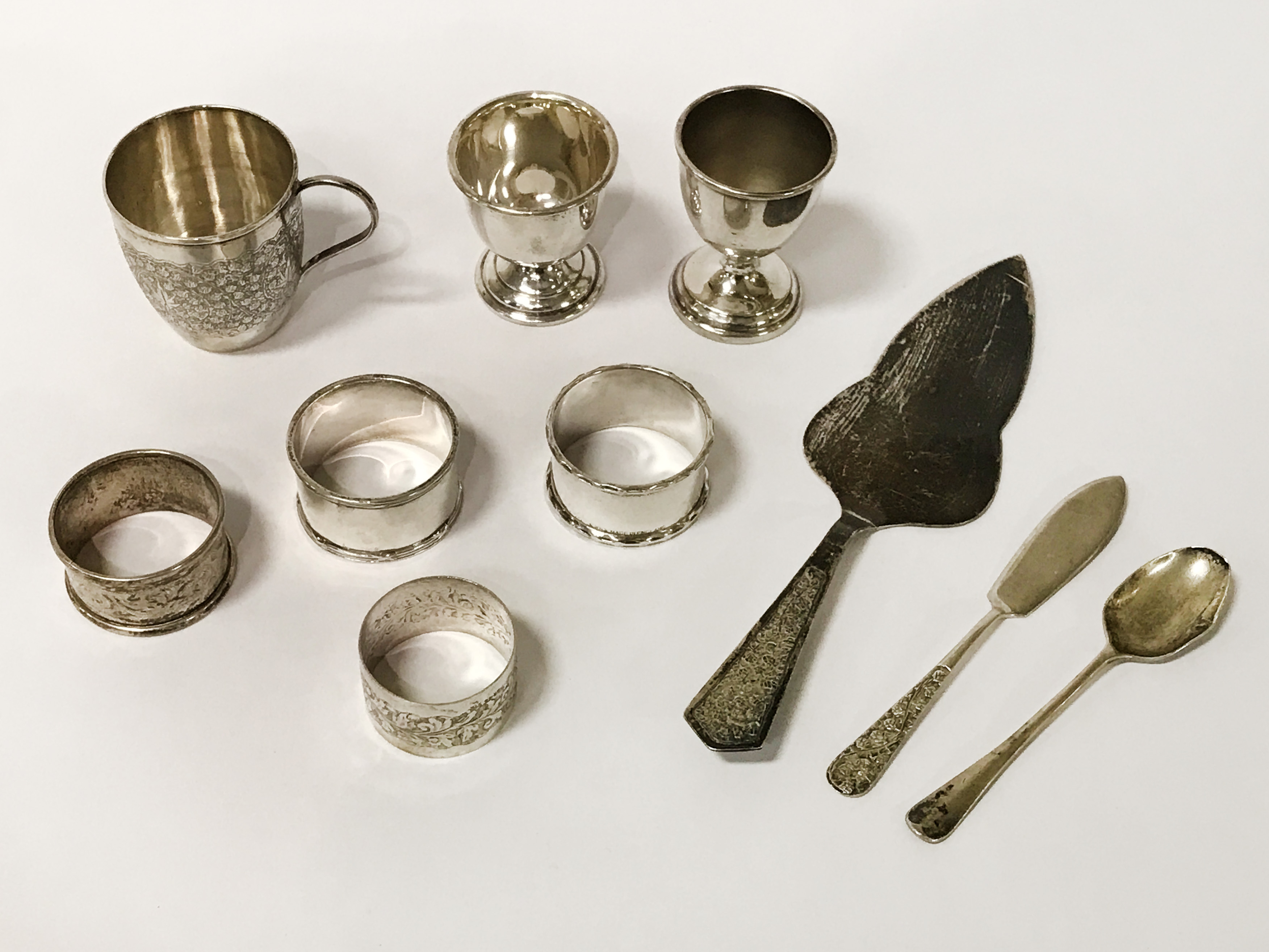 10 ITEMS OF SILVER