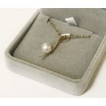 9CT YELLOW GOLD PENDANT NECKLACE WITH PEARL