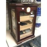 MAHOGANY & GLASS HUMIDOR - DAMAGE TO GLASS - 50 CMS