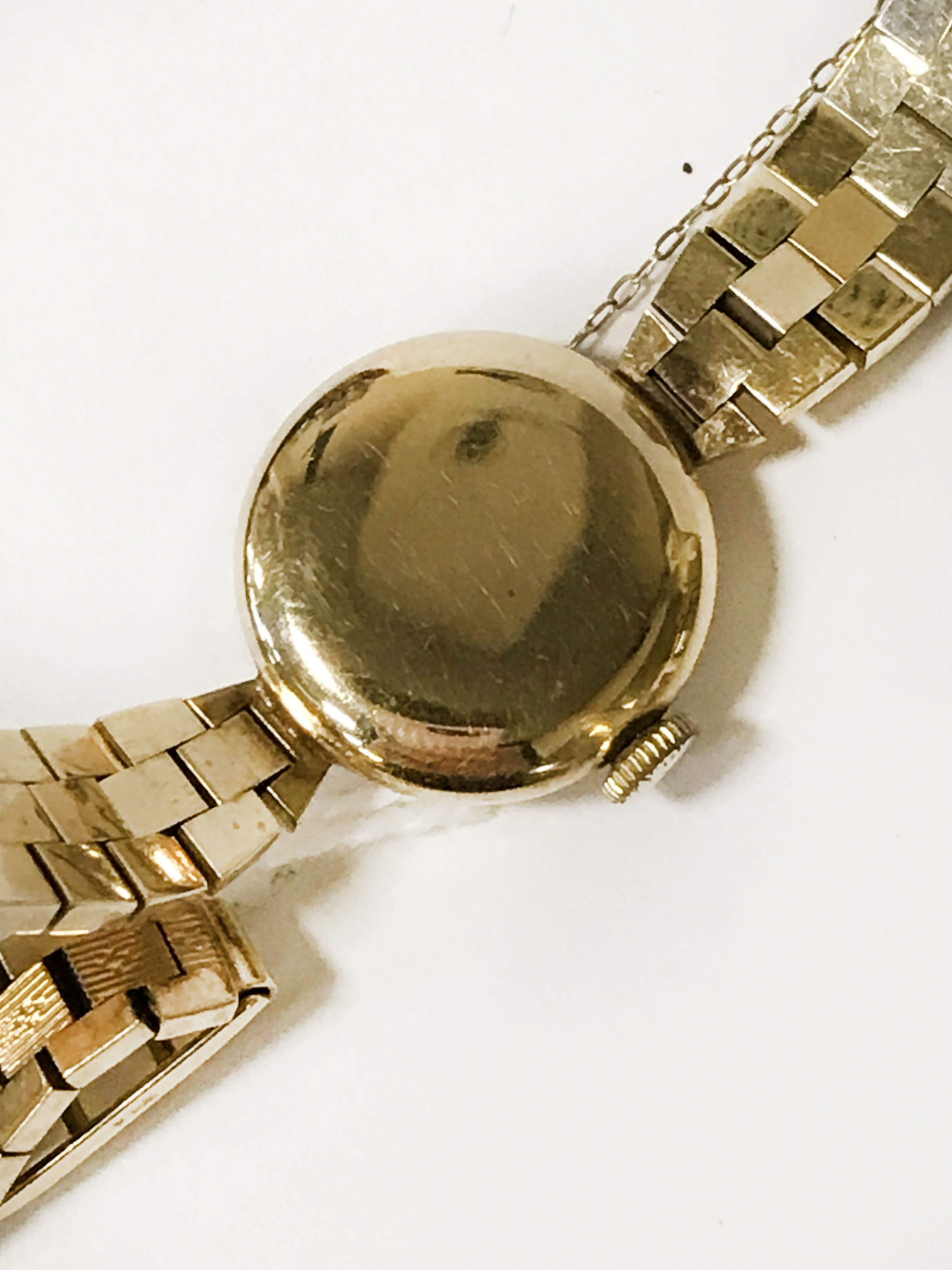 LADIES VINTAGE 9CT GOLD DRESS WATCH - Image 3 of 3