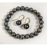 9CT GOLD TAHITIAN PEARL EARRINGS & BRACELET