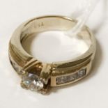 18 CT. YELLOW & WHITE GOLD WEDDING / DRESS RING SIZE J SET WITH A 1/2 CARAT CENTRE DIAMOND WITH 6