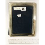 HM SILVER PHOTO FRAME - 22 CMS X 17 CMS