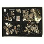 COLLECTION OF SILVER JEWELLERY