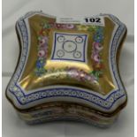 LIMOGES PORCELAIN CASKET - 15 CMS