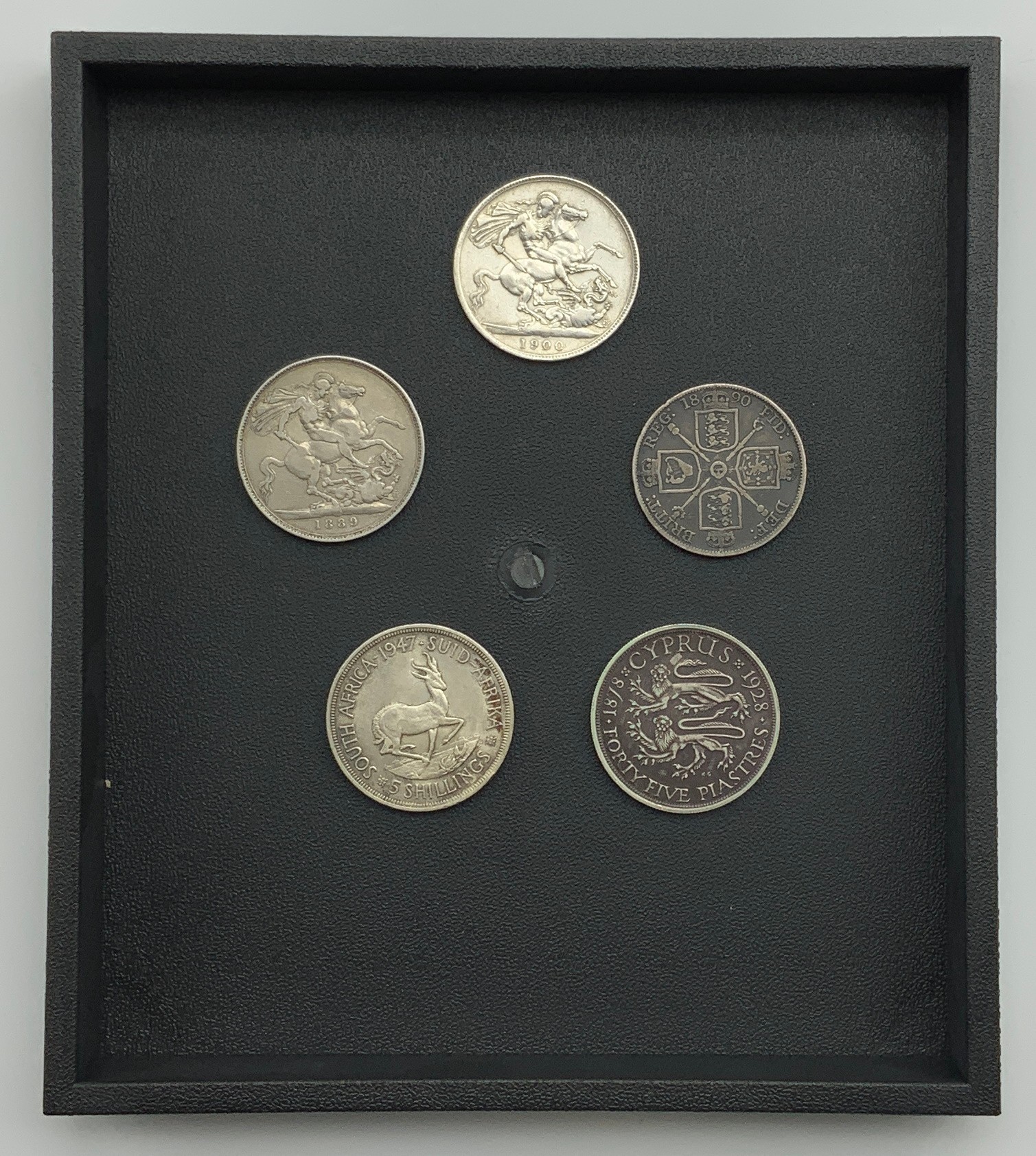 SELECTION OF VARIOUS SILVER COINS