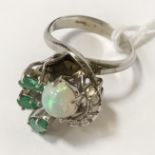 18CT WHITE GOLD DIAMOND, EMERALD & OPAL RING - SIZE L