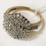 9CT GOLD DIAMOND CLUSTER RING SIZE M