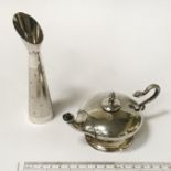 STERLING SILVER POSY VASE AND STERLING SILVER OIL LAMP - 16 GRAMS