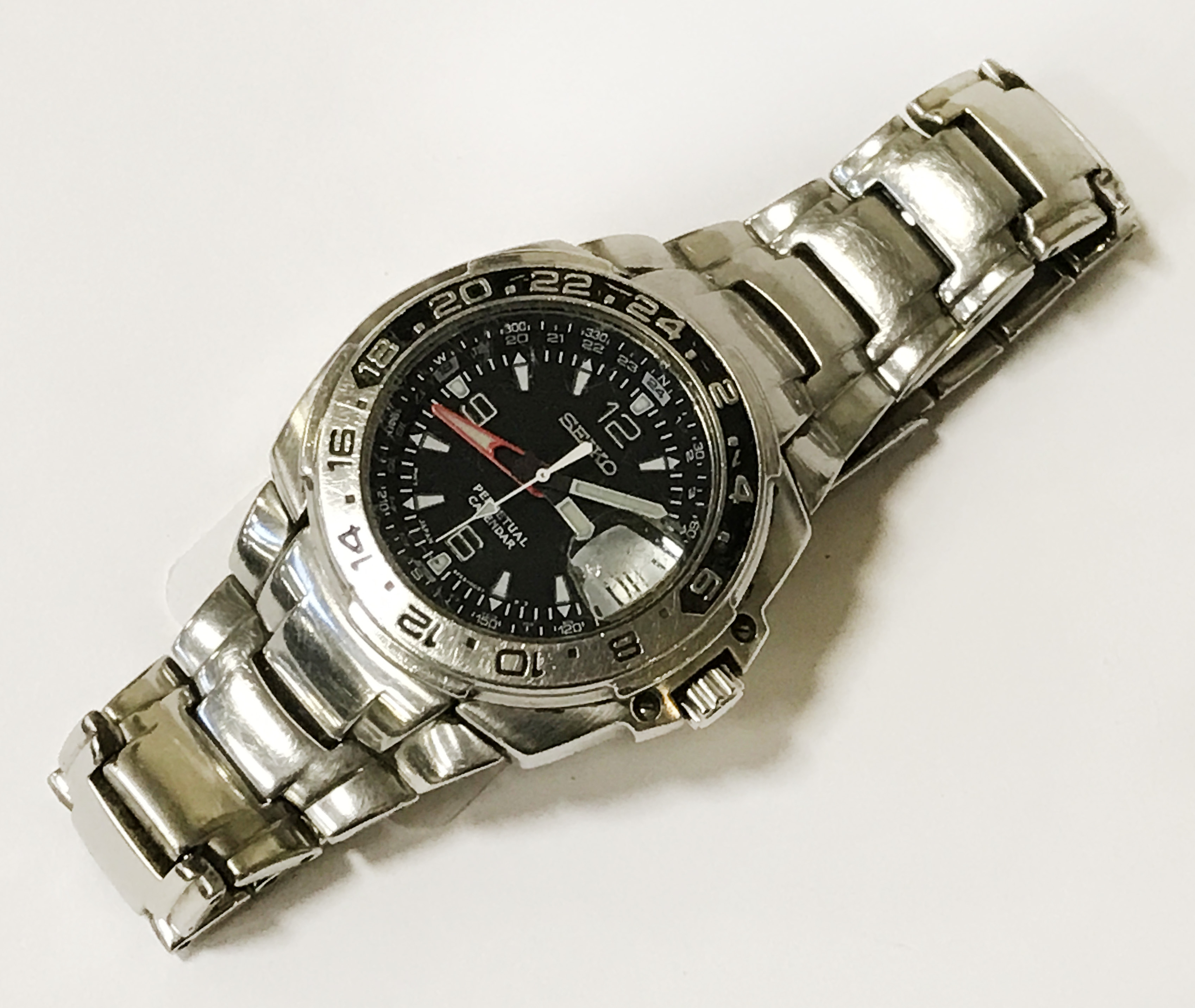 SEIKO STAINLESS STEEL WATCH