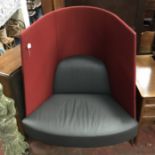 LARGE LOVE CHAIR