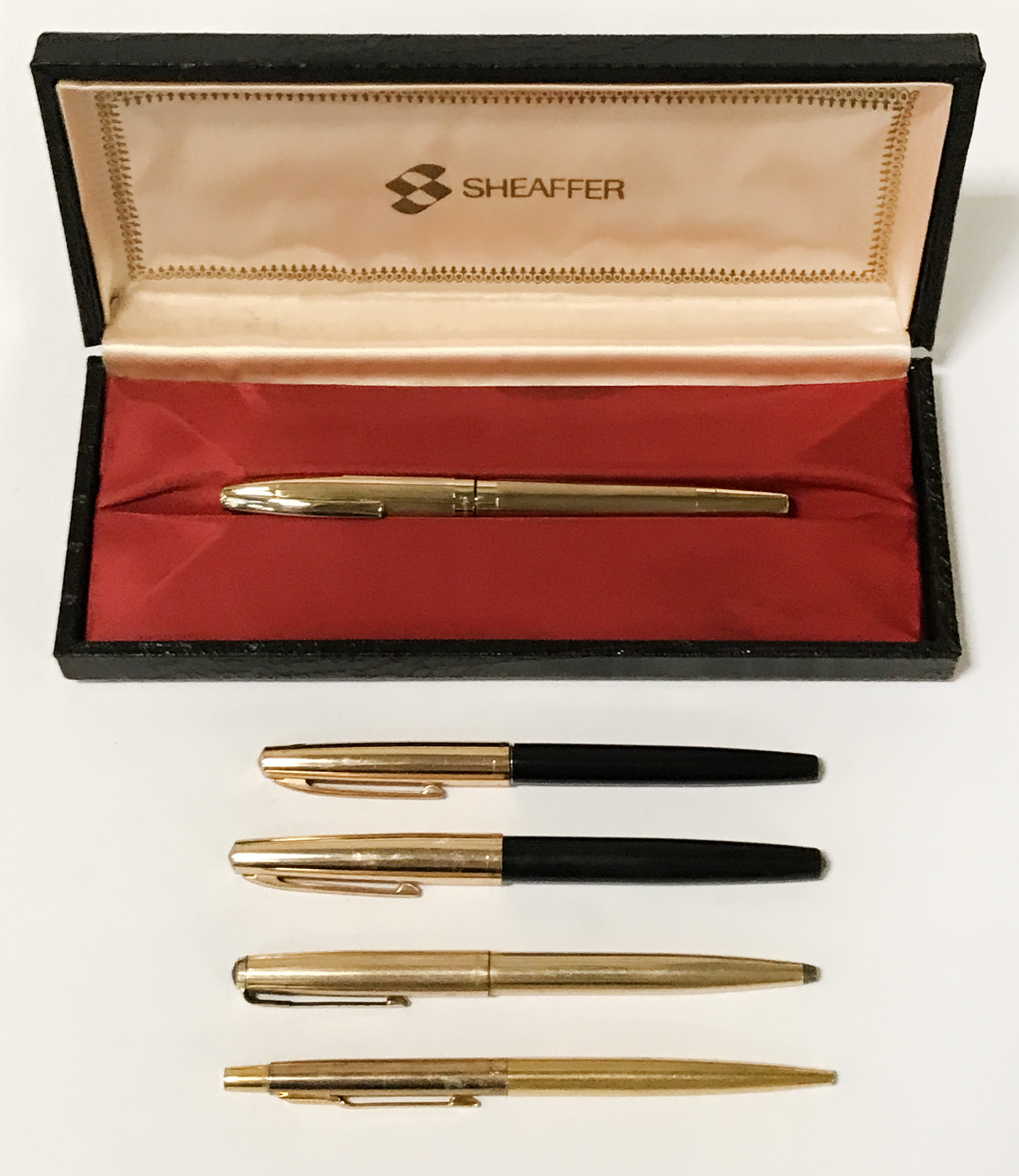 SHEAFFER FOUNTAIN PEN 14K NIB & 3 OTHER PENS