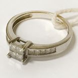 18CT GOLD & DIAMOND RING - APPROX 2.7G SIZE J