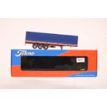 Tekno Classic tilt semitrailer - Tekno Basics