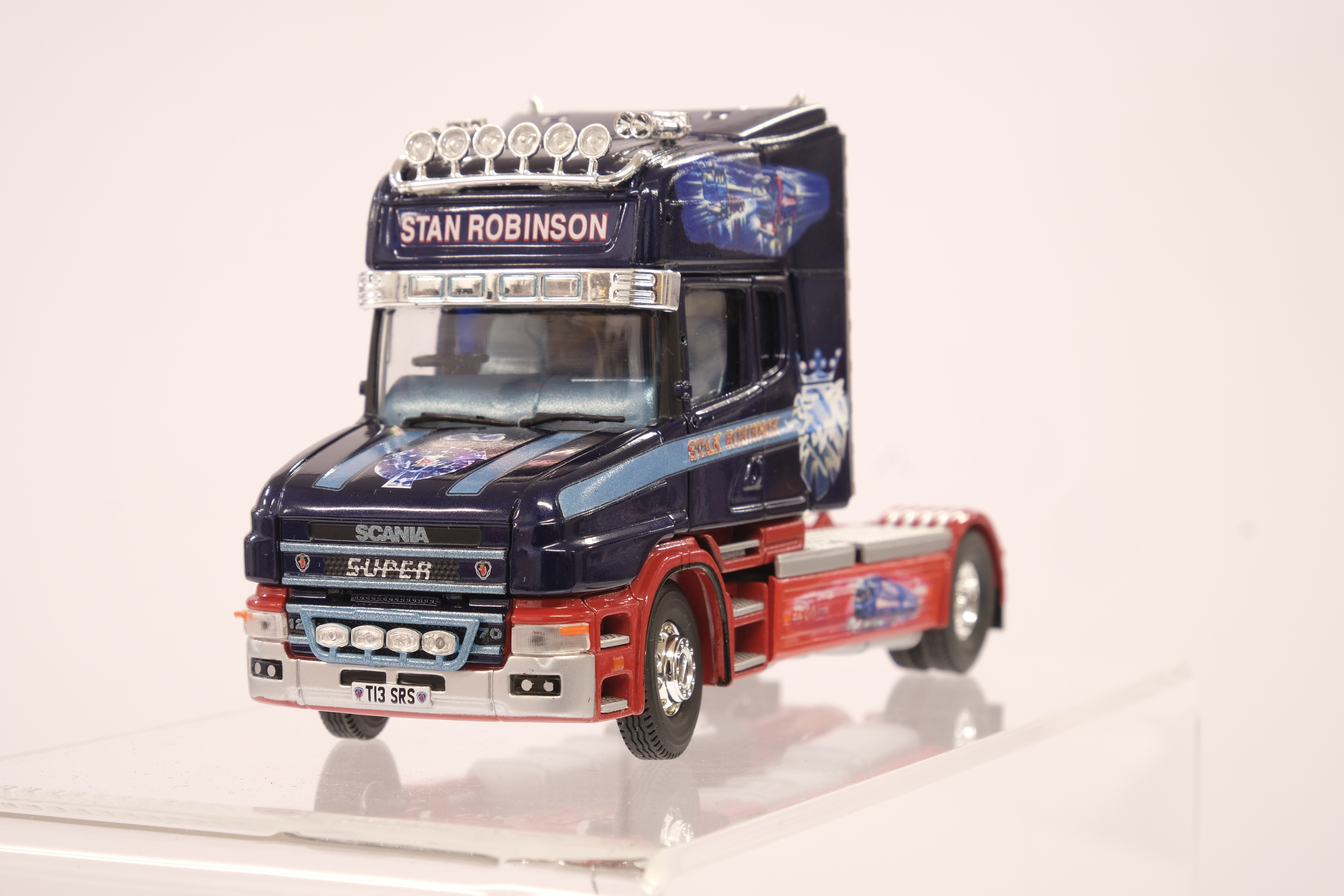 Corgi Scania T Cab & Morris 4 Wheel Dropside - Stan Robinson Commemorative Set - Image 4 of 5