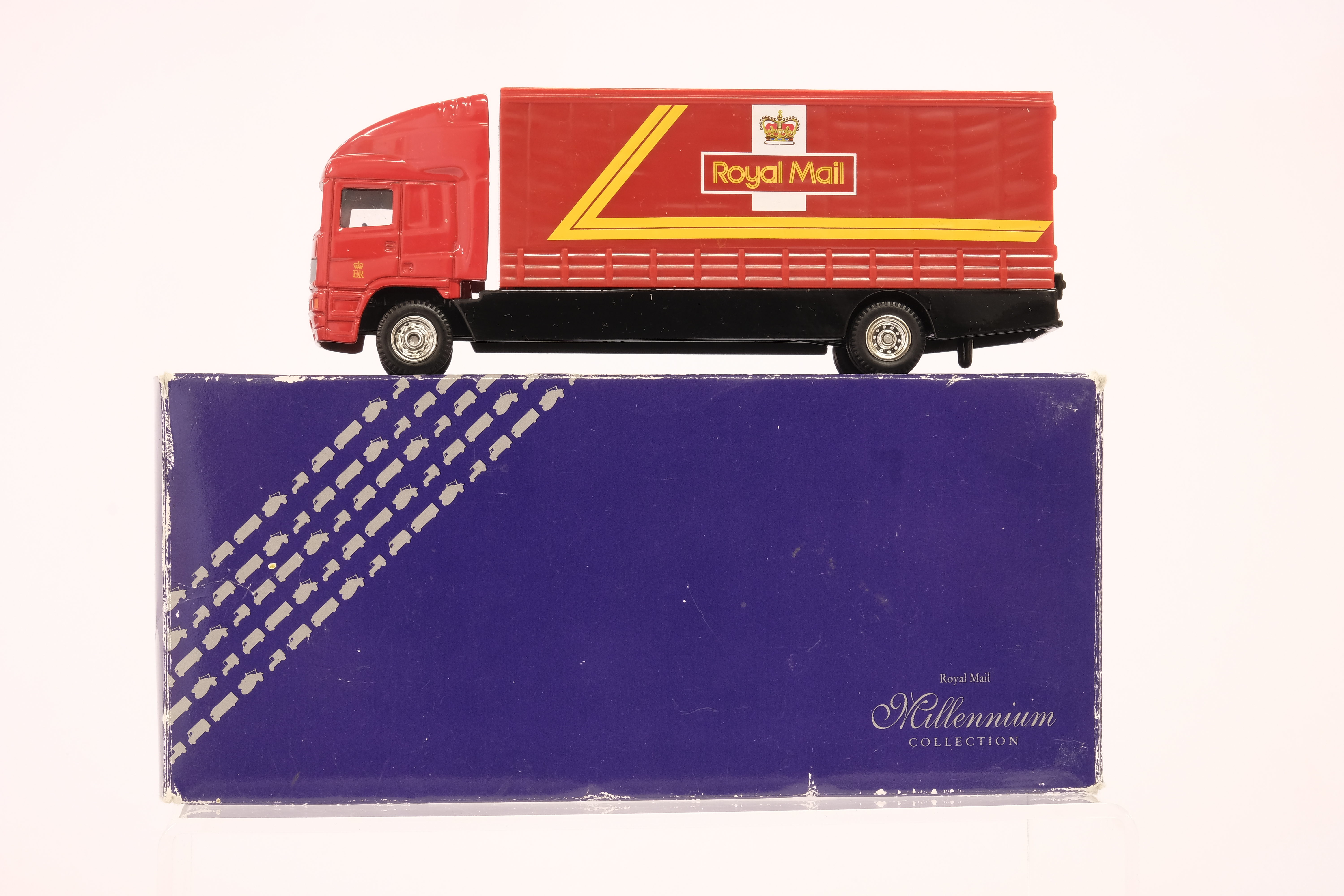 Corgi 2 Assorted Boxed Royal Mail & Fire Engine Models - Image 2 of 6