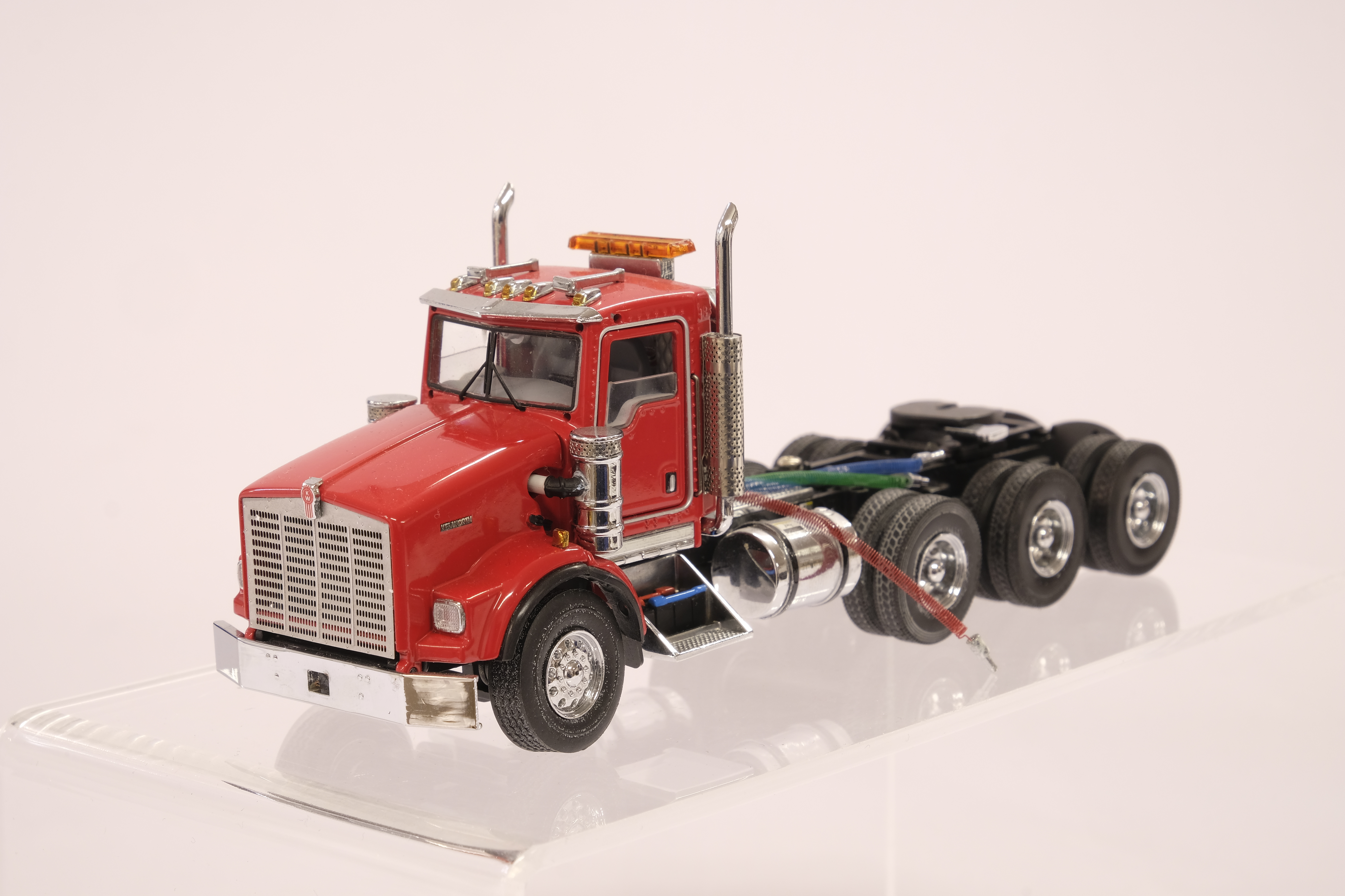 Sword Kenworth T800W 4 Axle Day Cab and Rogers Lowboy With Flip Axle - Red - Image 3 of 8