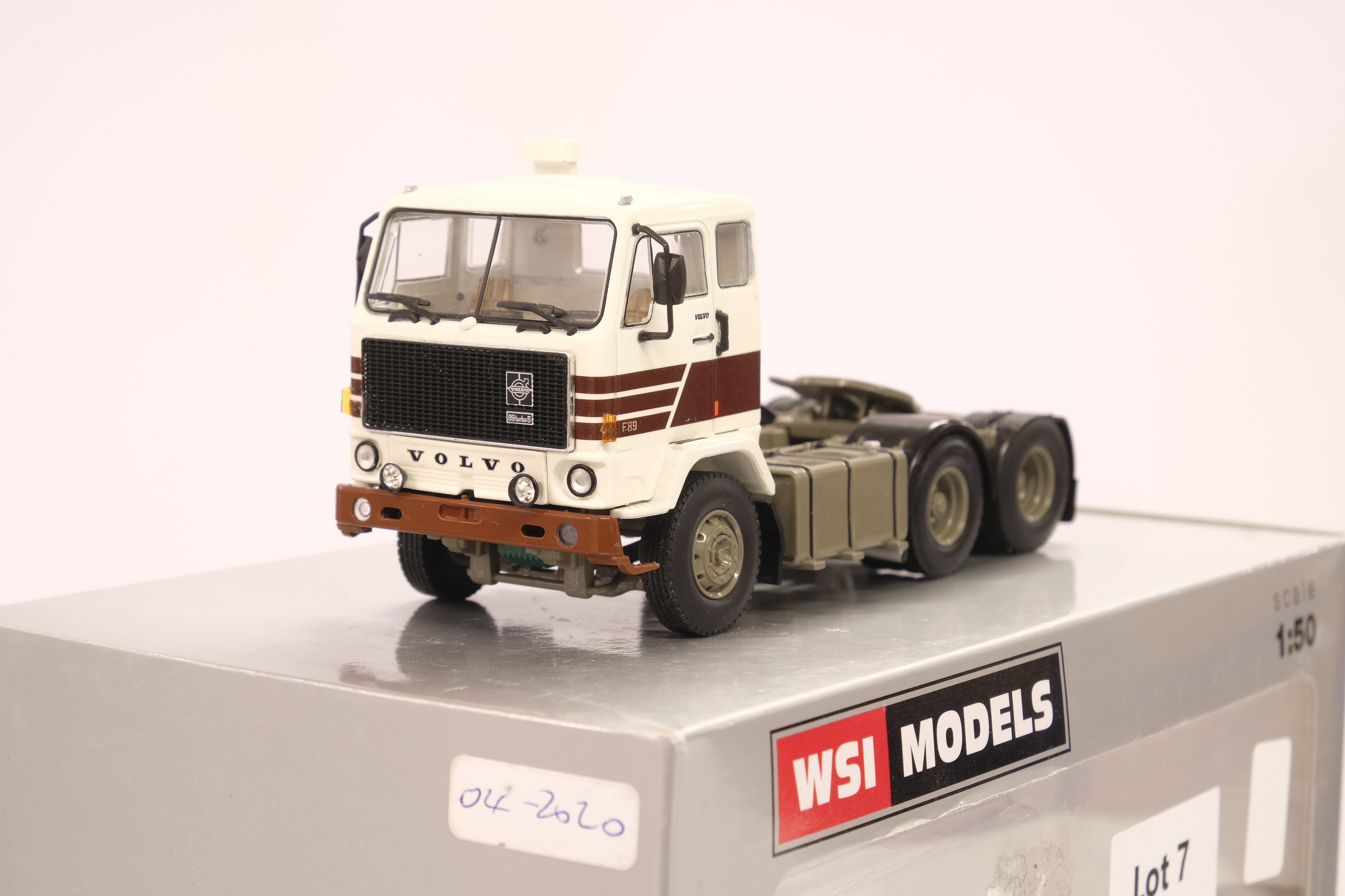 WSI Volvo F89 6x2 - Premium Line - Image 4 of 5