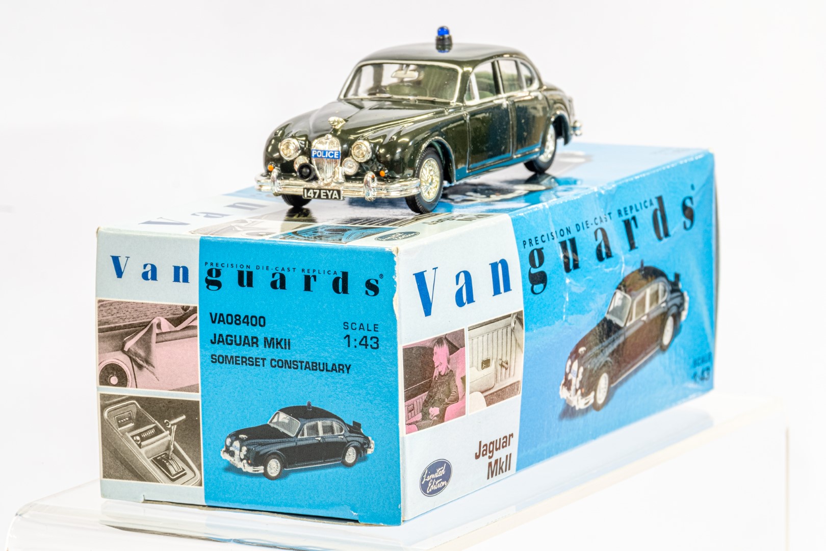 Vanguards Jaguar MKII - Somerset Constabulary - Image 3 of 8