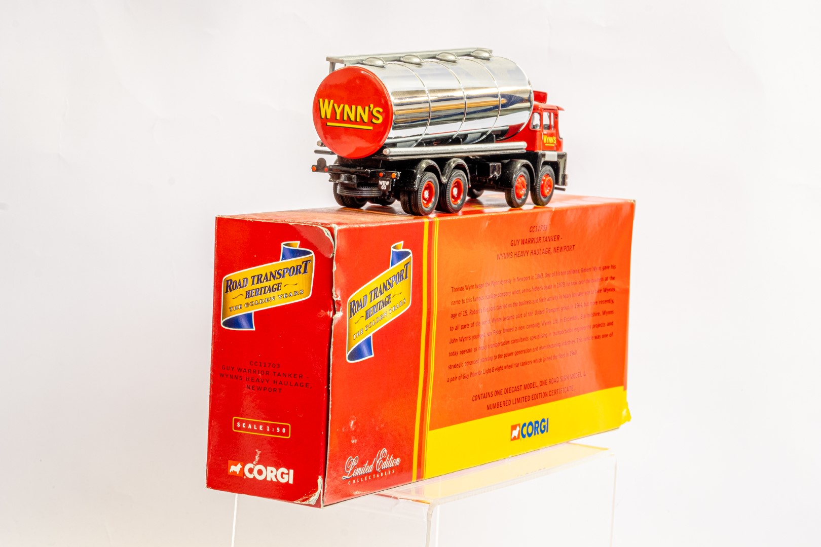 Corgi Guy Warrior Tanker - Wynns Heavy Haulage - Image 4 of 8