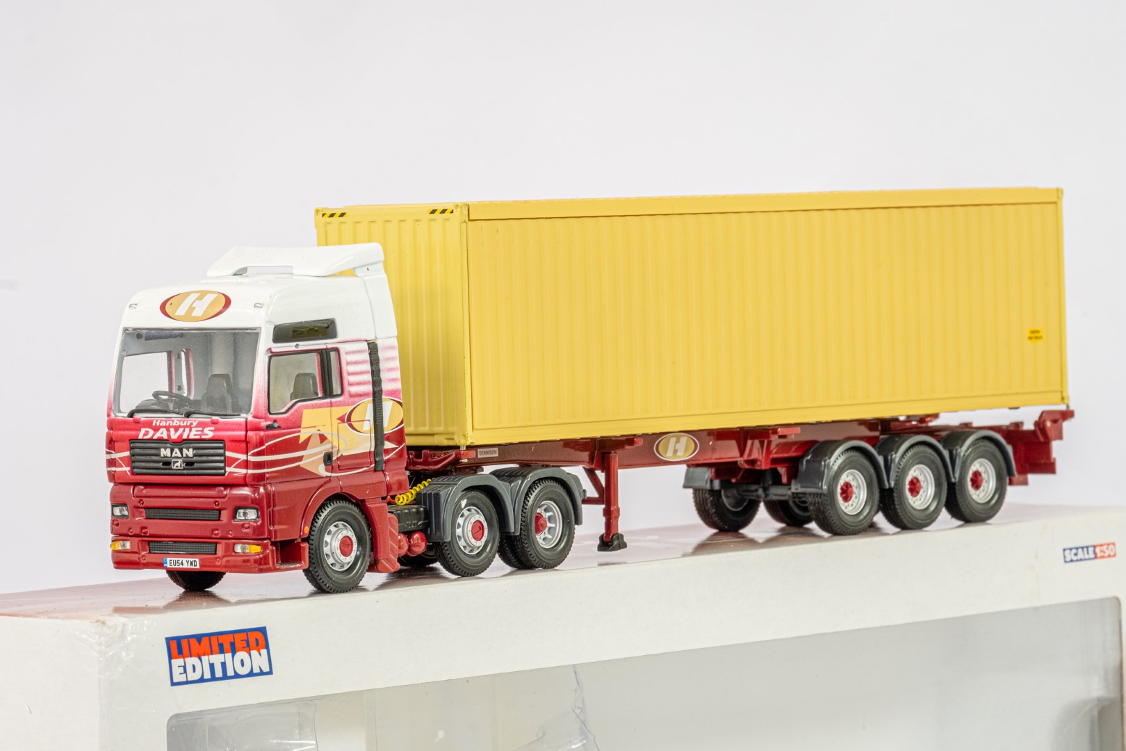 Corgi MAN TGA XXL Skeletal Trailer & Container - Hanbury Davies LTD - - Image 4 of 5