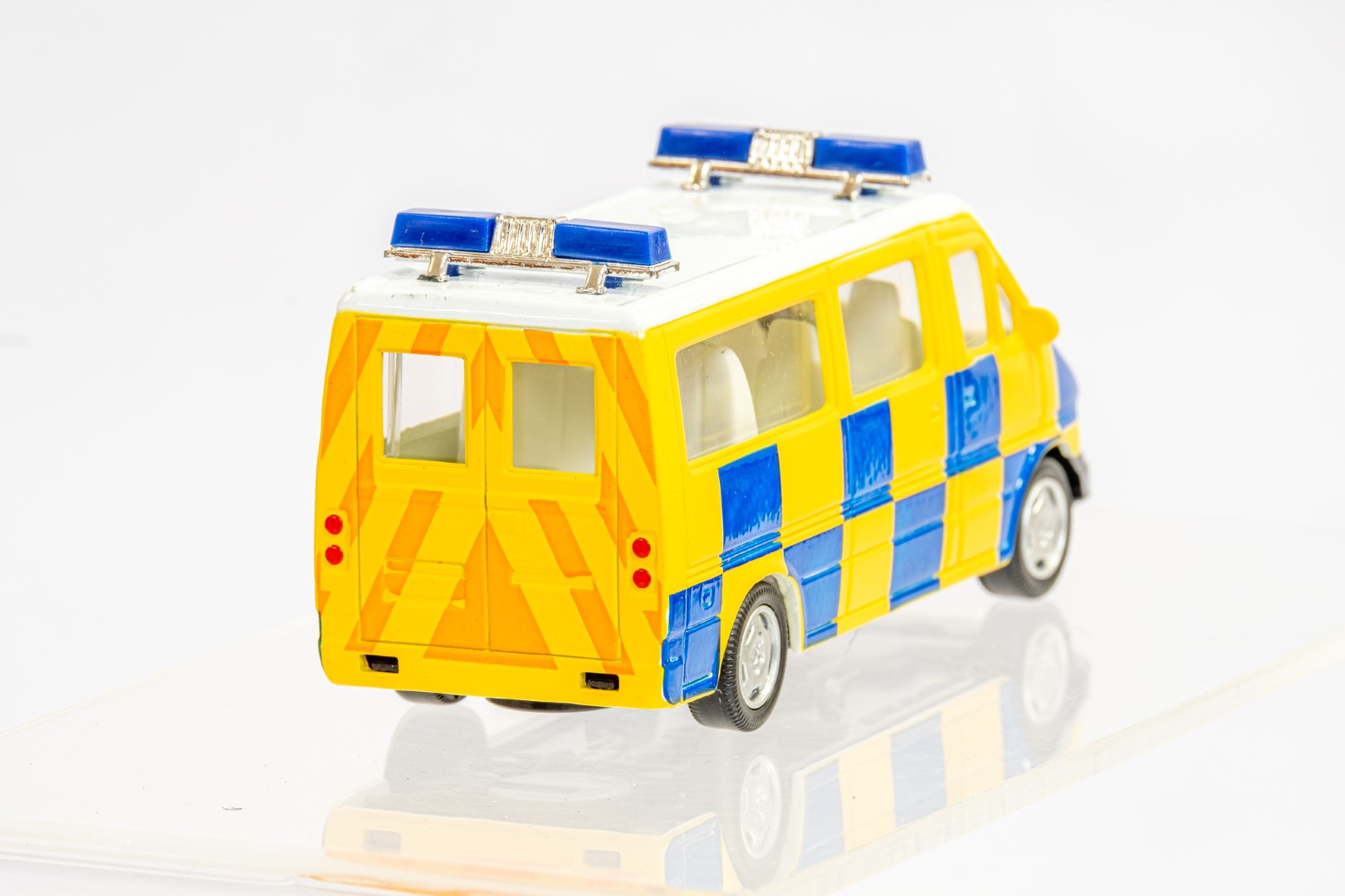 4 x Assorted Unboxed Police Vehicles - Image 3 of 9