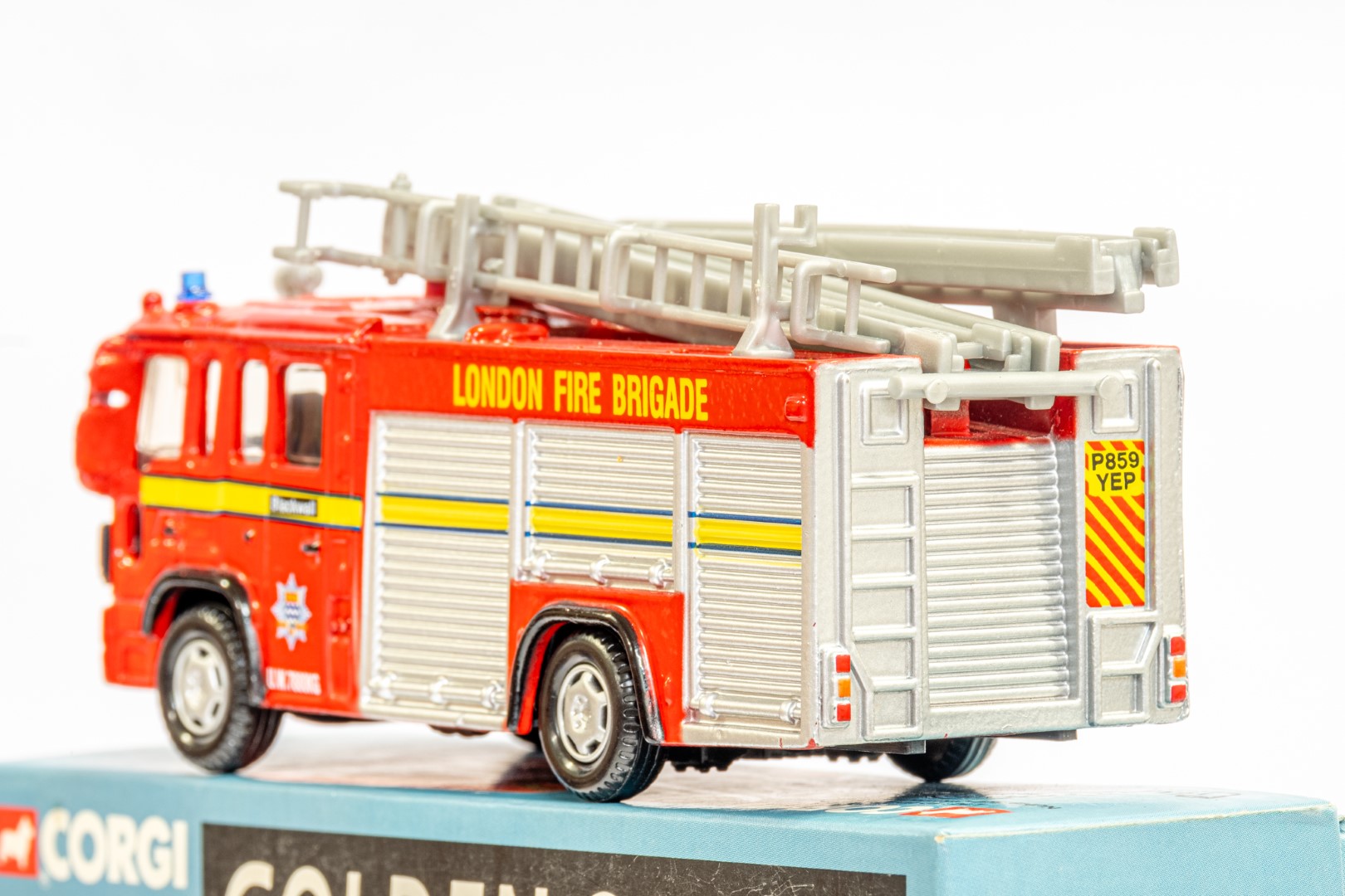 Lledo Volvo Fire Engine - Londons Burning TV Show - In Wrong Box - Image 5 of 7