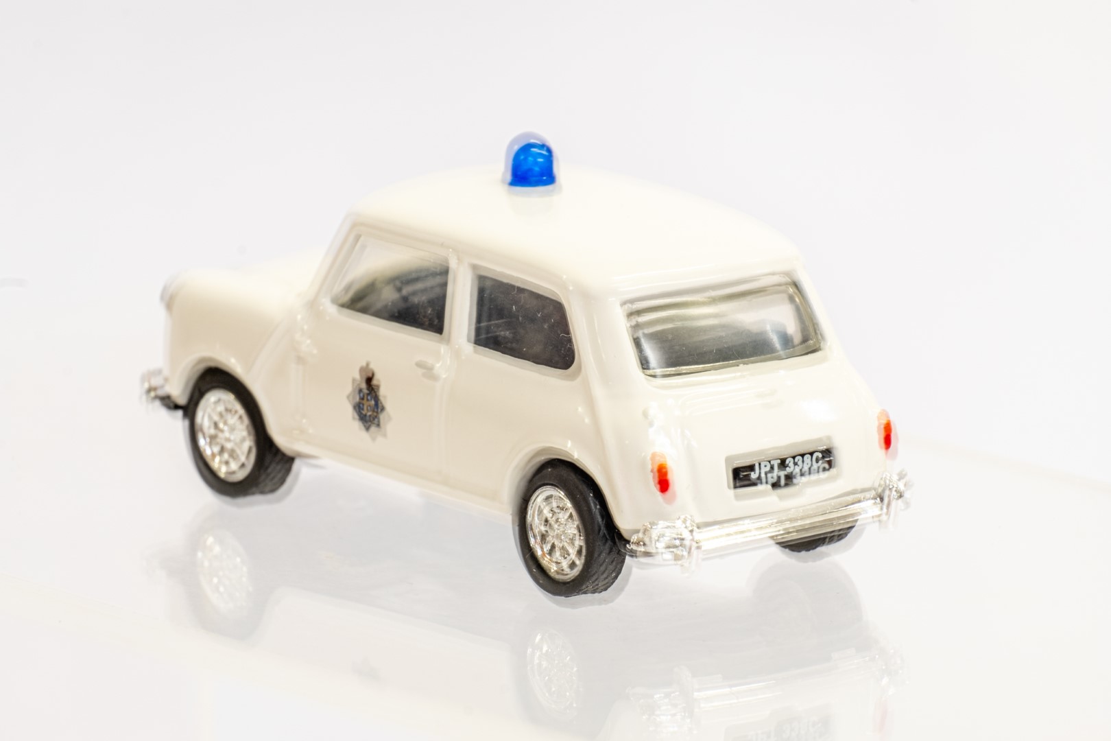 Corgi Jaguar MKII & Mini - Durham Police - Image 6 of 12