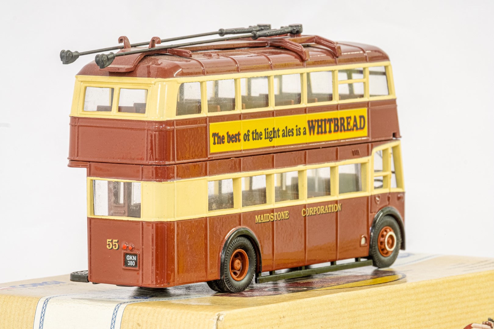 Corgi Leyland Tiger - Bartons / Sunbeam W Utility Trolleybus - Maidstone Corporation - - Image 4 of 7