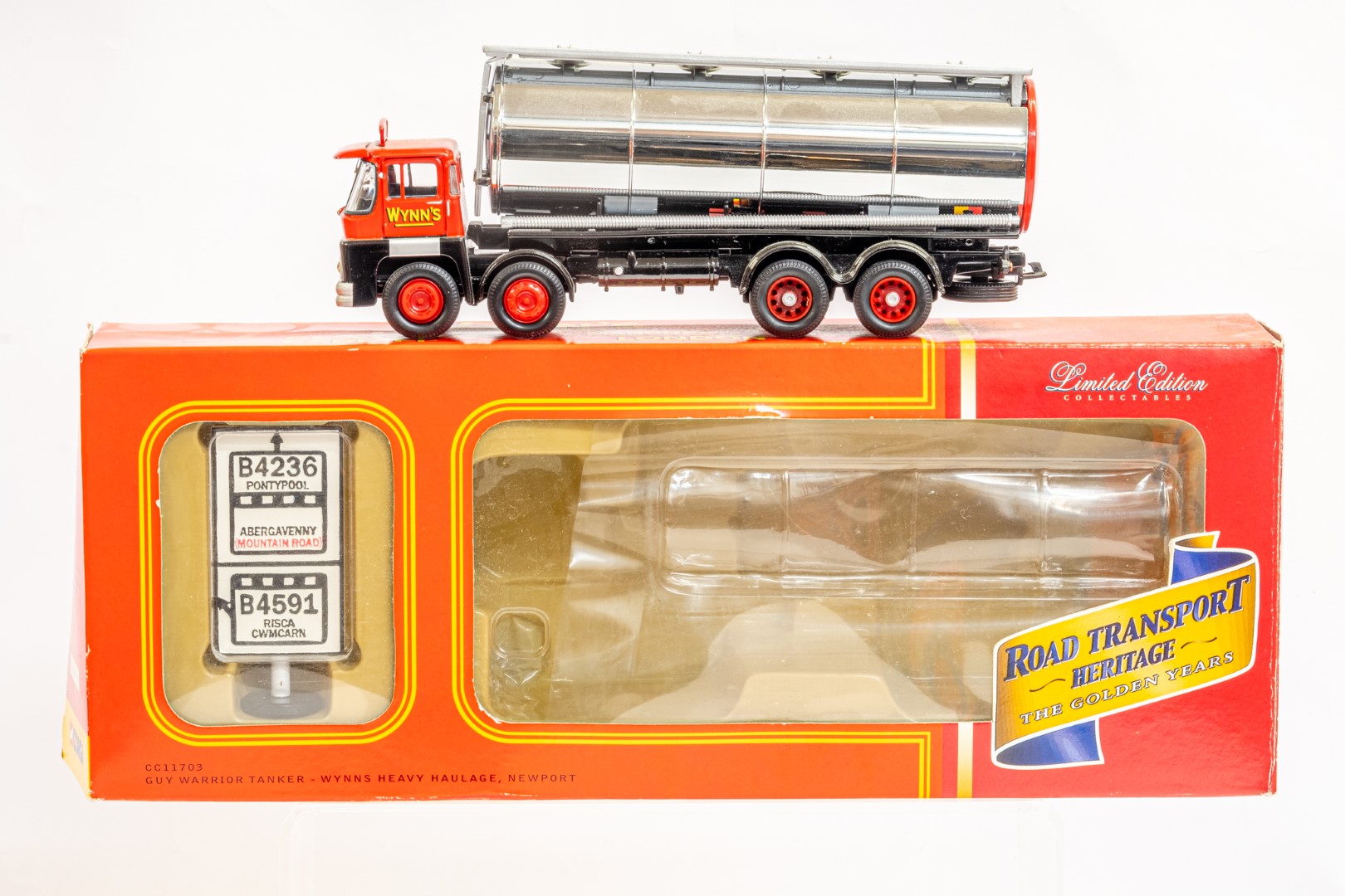 Corgi Guy Warrior Tanker - Wynns Heavy Haulage - Image 2 of 8