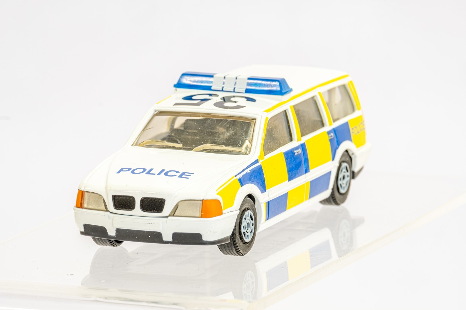 4 x Assorted Unboxed Police Vehicles - Image 6 of 9