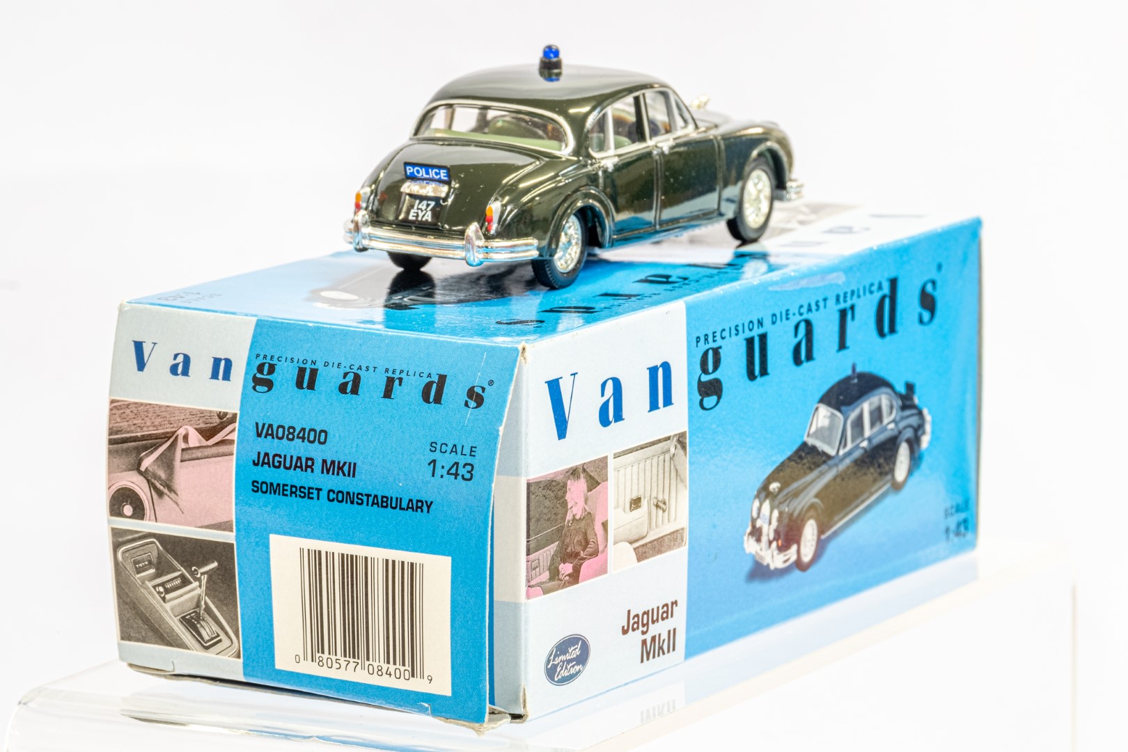 Vanguards Jaguar MKII - Somerset Constabulary - Image 4 of 8