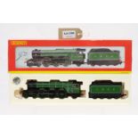 Hornby Class A3 4-6-2 'Cameronian' 2505 in LNER Green