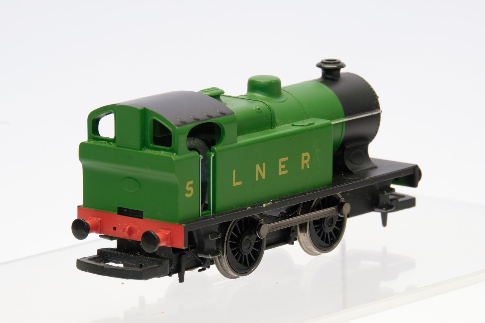 Hornby LNER Industrial 0-4-0 Steam Loco No 5 - No Box - Image 3 of 3