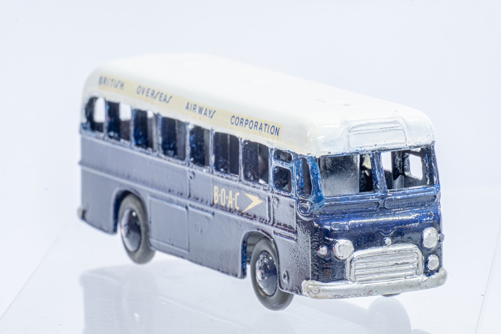 Dinky Single Decker Bus - B.O.A.C. - Code 3 & Reproduction Box - Image 7 of 7