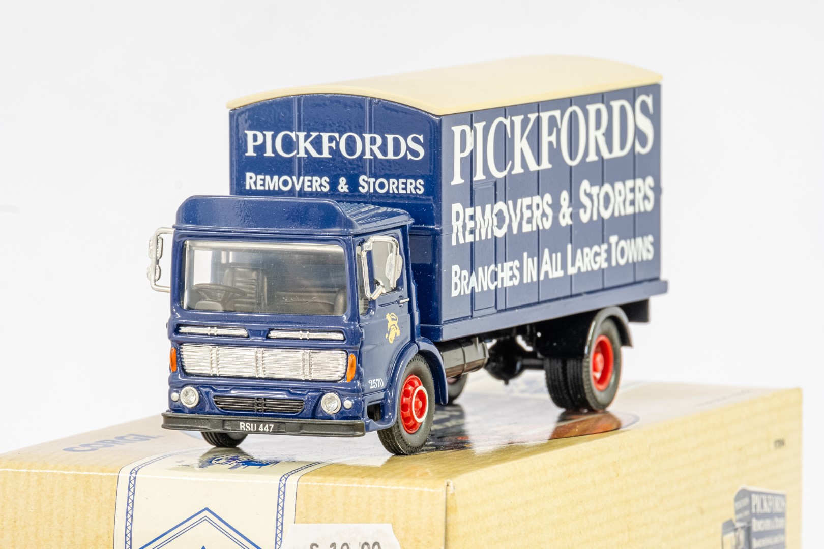 Corgi AEC Truck - Pickfords - Image 2 of 3