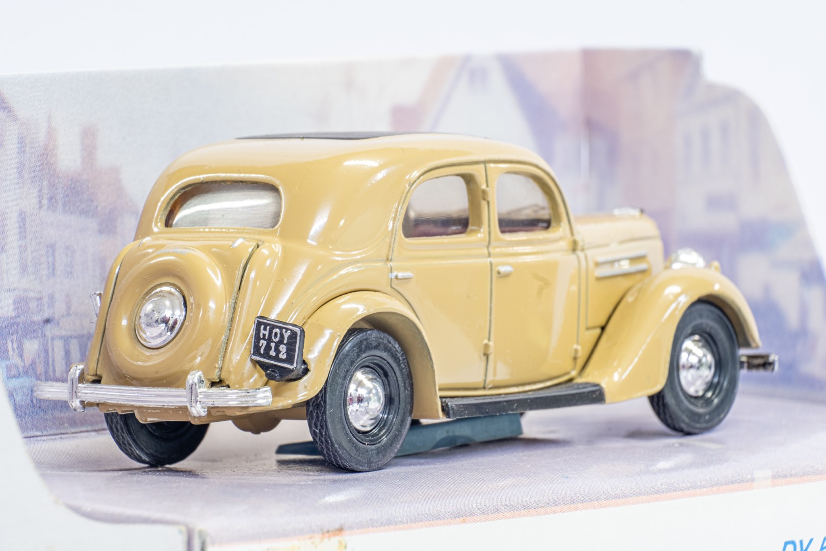 Dinky 1950 Ford V8 Pilot - Image 6 of 6