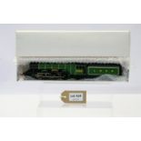 Hornby 4-6-2 2565 "Merry Hampton" LNER apple green