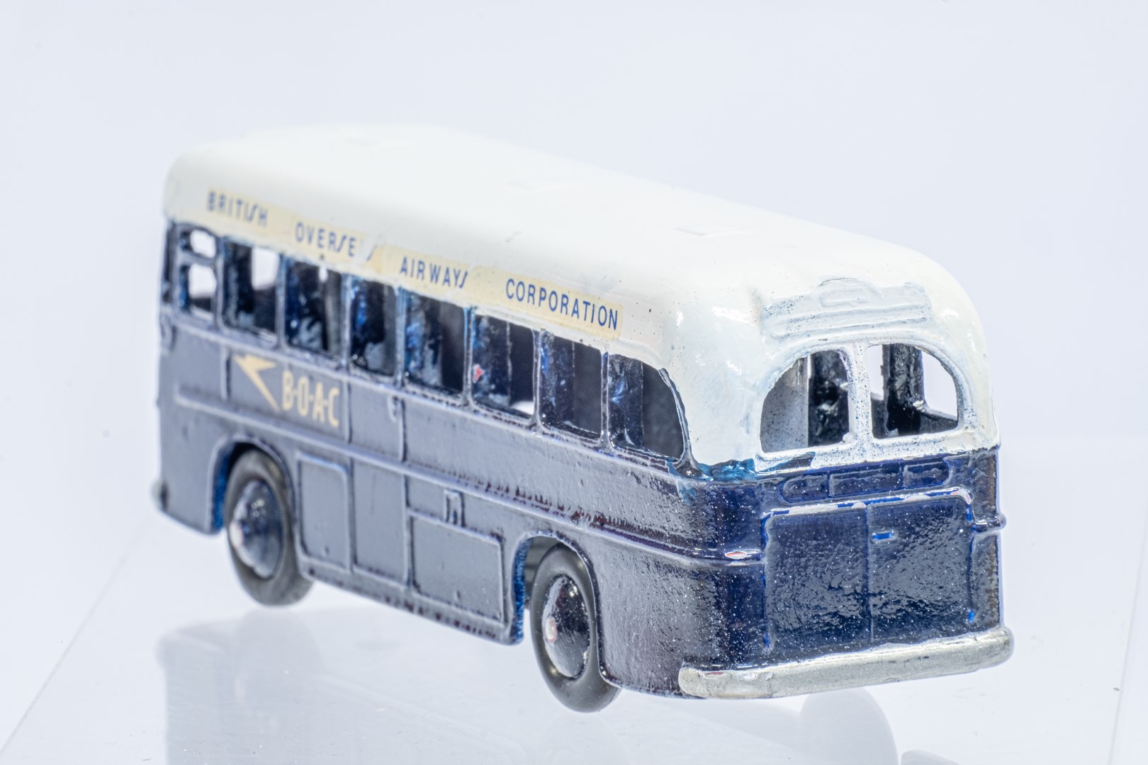 Dinky Single Decker Bus - B.O.A.C. - Code 3 & Reproduction Box - Image 5 of 7