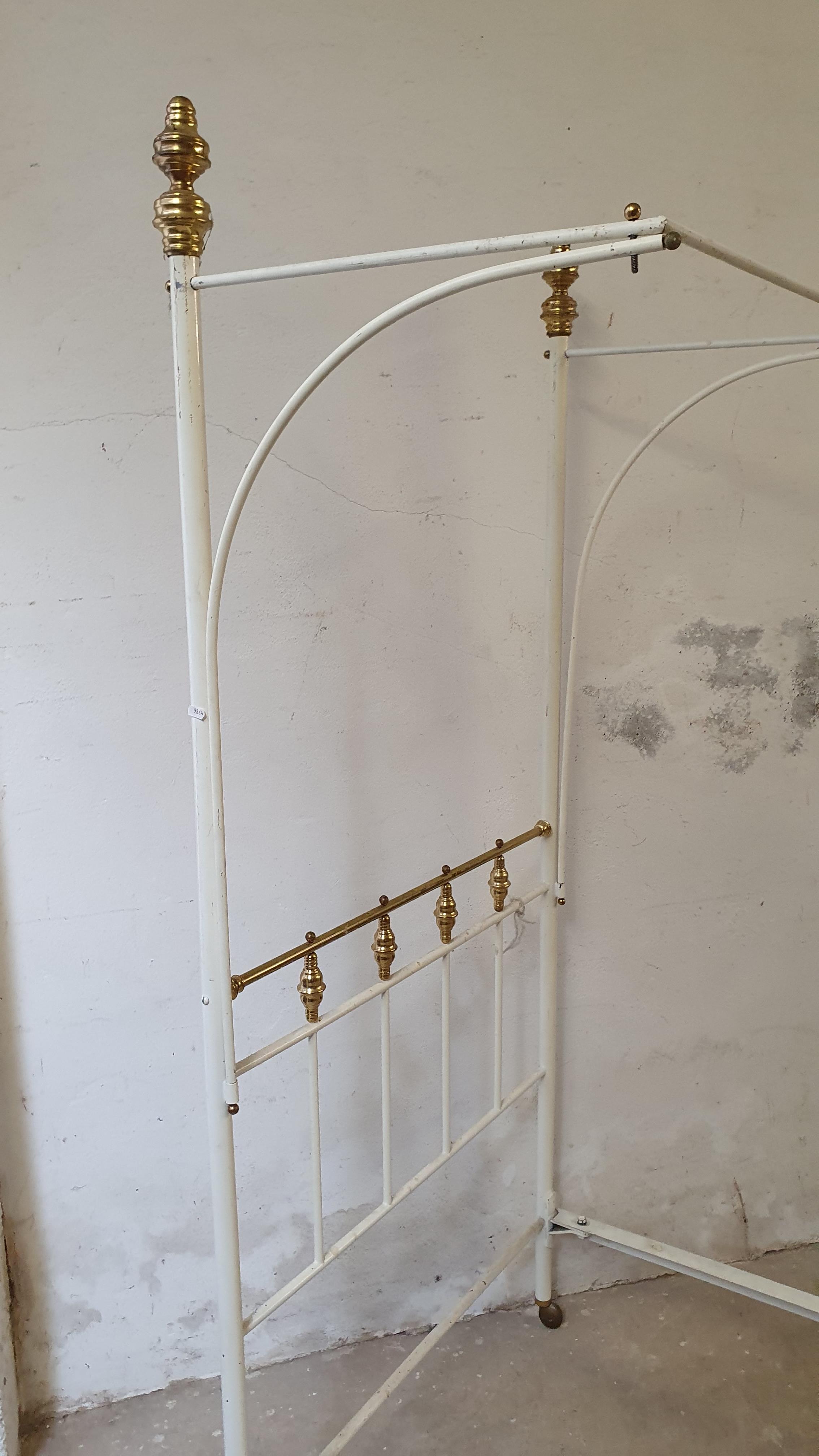 A Laura Ashley grey metal day bed and a white and brass single tester bed, some bolts missing (2). - Image 7 of 7