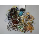 A quantity of costume jewellery.